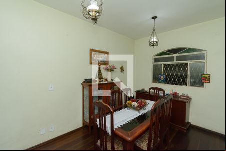 Sala de Jantar de casa à venda com 3 quartos, 180m² em Milionários, Belo Horizonte