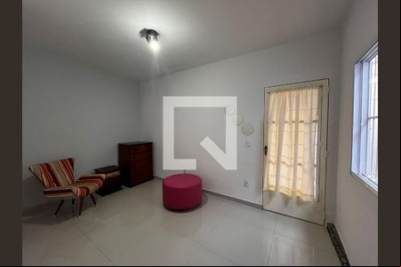 Quarto de casa para alugar com 1 quarto, 33m² em Vila Nova Teixeira, Campinas