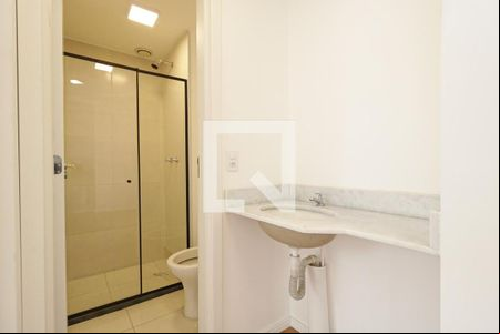 Banheiro de apartamento à venda com 1 quarto, 32m² em Piedade, Rio de Janeiro