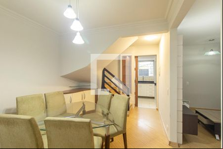 Sala de Jantar de casa para alugar com 2 quartos, 190m² em Centro, Curitiba