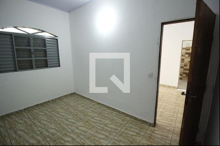 Quarto 2 de casa para alugar com 2 quartos, 70m² em QN 14D, Brasília