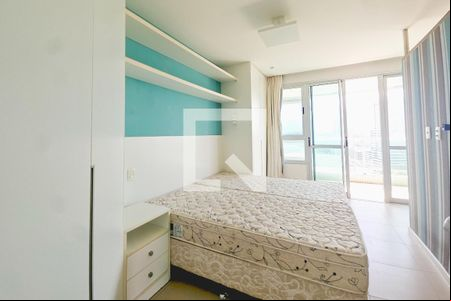 Quarto de apartamento para alugar com 1 quarto, 47m² em Caminho das Árvores, Salvador