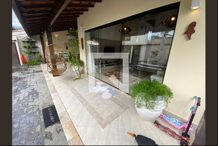 Quinta / Entrada / Garagem de casa à venda com 6 quartos, 389m² em Anil, Rio de Janeiro