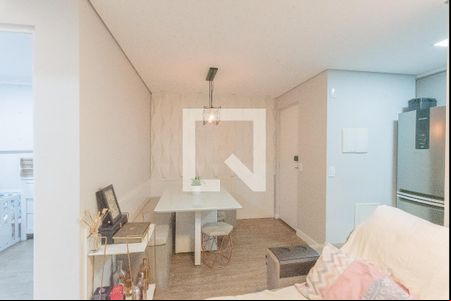 Sala de apartamento para alugar com 3 quartos, 65m² em Vila Satúrnia, Campinas
