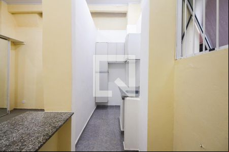 Banheiro  de casa de condomínio para alugar com 1 quarto, 22m² em Penha de França, São Paulo