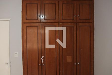 Suíte 1 de apartamento para alugar com 2 quartos, 81m² em Setor Bueno, Goiânia