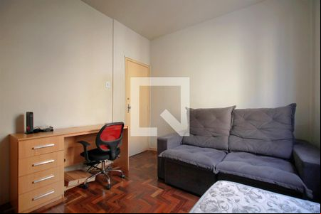 Quarto 2 de apartamento para alugar com 2 quartos, 62m² em Vila Paris, Belo Horizonte