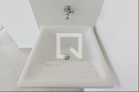 Tanque  de apartamento para alugar com 2 quartos, 32m² em Fazenda Aricanduva, São Paulo