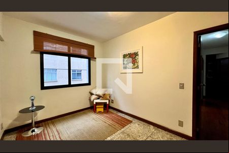 Sala de TV de apartamento à venda com 4 quartos, 240m² em Buritis, Belo Horizonte