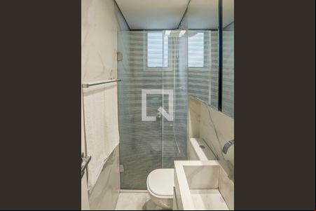 Banheiro de apartamento para alugar com 1 quarto, 65m² em Santo Agostinho, Belo Horizonte
