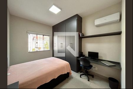 Casa à venda com 3 quartos, 210m² em Campo Belo, São Paulo