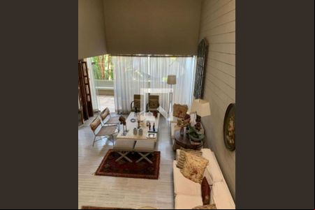 Casa à venda com 3 quartos, 340m² em Campo Belo, São Paulo