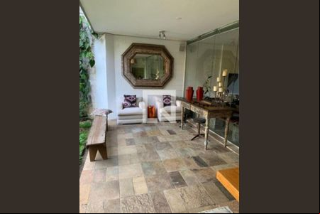 Casa à venda com 3 quartos, 340m² em Campo Belo, São Paulo