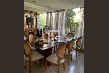 Casa à venda com 3 quartos, 340m² em Campo Belo, São Paulo
