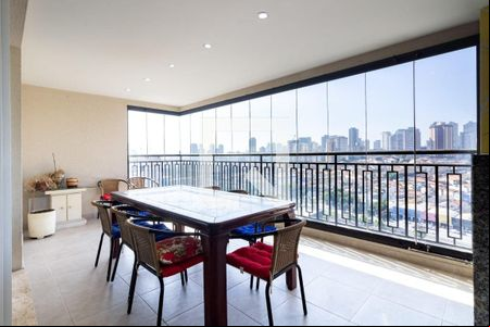 Apartamento à venda com 3 quartos, 140m² em Bosque da Saúde, São Paulo