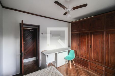 Quarto 1 de casa de condomínio para alugar com 3 quartos, 200m² em Luz, Nova Iguaçu