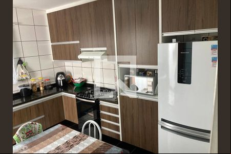Casa à venda com 3 quartos, 175m² em Jardim Marek, Santo André