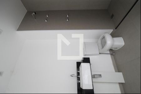 Banheiro de kitnet/studio à venda com 1 quarto, 24m² em Vila Olímpia, São Paulo