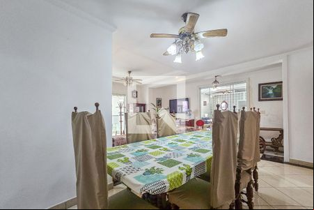 Sala de apartamento para alugar com 3 quartos, 230m² em Jardim Santa Genoveva, Guarujá