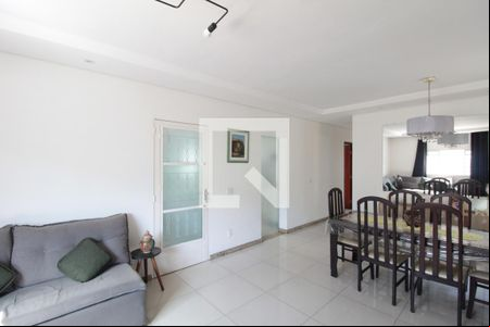 Sala de casa para alugar com 3 quartos, 149m² em São João Batista, Belo Horizonte