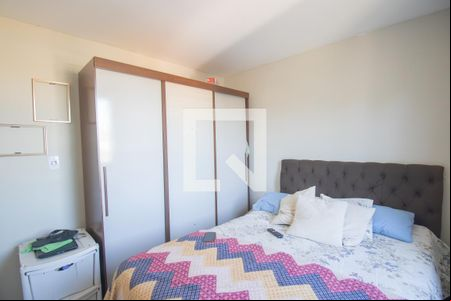 Quarto 2 de apartamento para alugar com 2 quartos, 65m² em Mutondo, São Gonçalo
