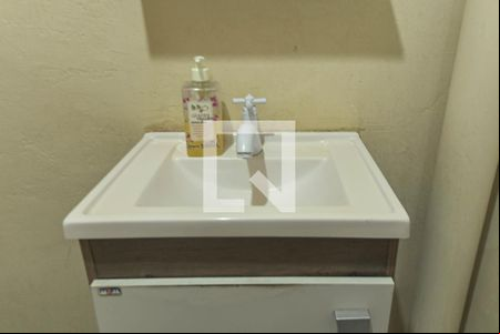 Lavabo de casa para alugar com 3 quartos, 170m² em Parque Jabaquara, São Paulo