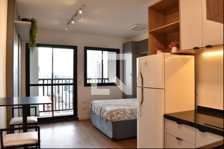 Stúdio de kitnet/studio para alugar com 1 quarto, 25m² em Centro, Curitiba