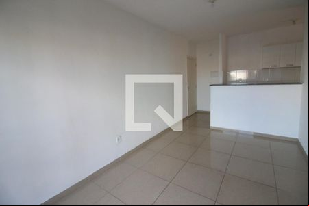 Sala de apartamento para alugar com 2 quartos, 49m² em Quitaúna, Osasco