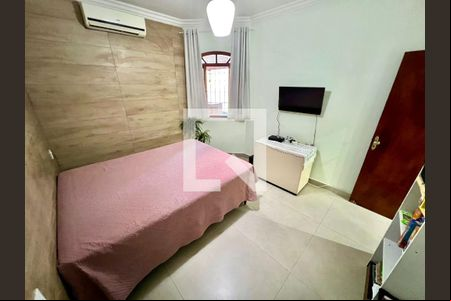 Quarto 1 de casa para alugar com 3 quartos, 240m² em São João Batista, Belo Horizonte