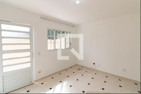 Sala de casa de condomínio para alugar com 2 quartos, 44m² em Raposo Tavares, São Paulo