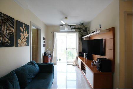 Sala de apartamento à venda com 2 quartos, 52m² em Taquara, Rio de Janeiro