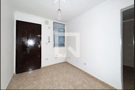 Sala de apartamento para alugar com 2 quartos, 55m² em Conjunto Residencial José Bonifácio, São Paulo