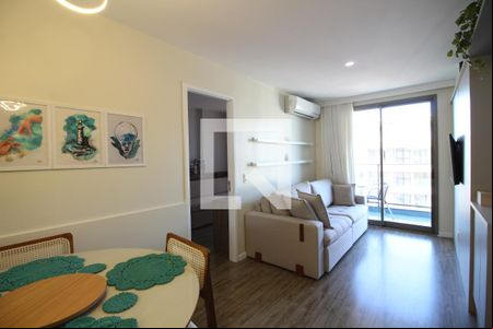 Sala de apartamento para alugar com 2 quartos, 68m² em Jacarepaguá, Rio de Janeiro