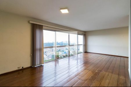Apartamento para alugar com 4 quartos, 175m² em Morumbi, São Paulo