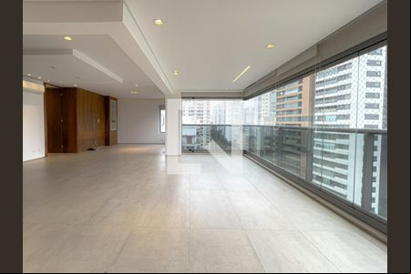 Apartamento à venda com 3 quartos, 192m² em Campo Belo, São Paulo