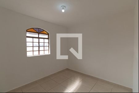 Quarto 1 de casa para alugar com 2 quartos, 100m² em Glória, Belo Horizonte