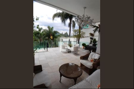 Casa à venda com 5 quartos, 1200m² em Village Terrasse I, Nova Lima